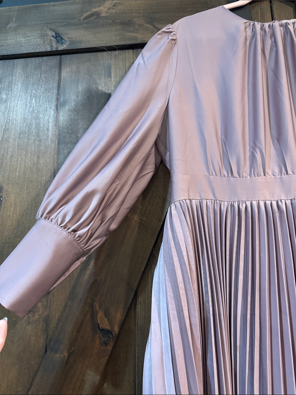 dainty jewells dress - Picture 2 of 5